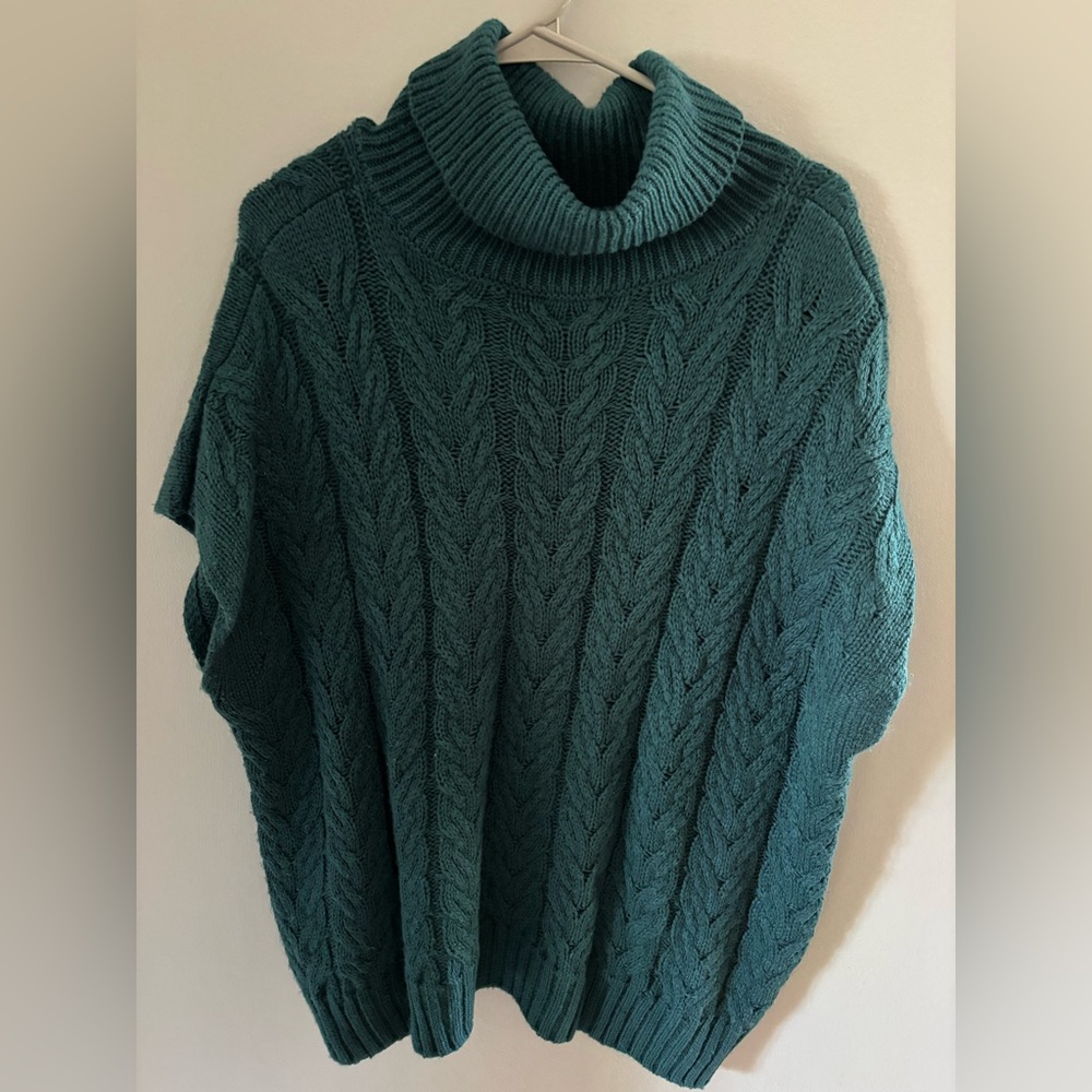 Splendid Sweater Turtleneck Vest Size Large